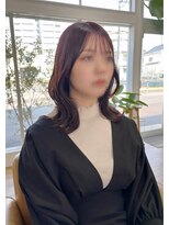 コムヘアー(COM HAIR)&nbsp;くびれロブ。ボルドーブラウン。