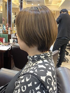 キャラ 池袋本店(CHARA) 大人ハイライト丸みショートボブ◎白髪ぼかし【池袋/ショート】