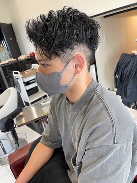 フル(FuLL) 高め刈り上げ前下がりツイスパ