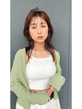 シュプール(SPUR) くびれレイヤーカット小顔セミロングナチュラルブラウン艶カラー