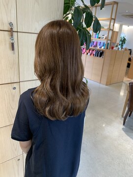 アドラーブル 万代店 (adorable) ブリーチなし秋色カラーミディアム