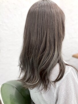 ハテナ(hatena) グラデーション×グレージュ