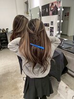 キング 心斎橋店(K!ng)&nbsp;ハイライトカラーミルクティーベージュレイヤーカット