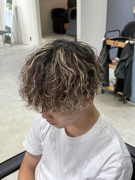 ハイプ(HYPE) フェザーパーマ/センターパート/シャドウパーマ/眉毛