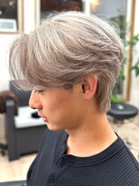 ノア(NOA)&nbsp;センターパート×ホワイトベージュ