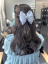 エミタス 柳通り(Emitas.) 人気の上品ハーフアップアレンジ