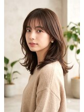 ナンバー ノード 渋谷(N° node)&nbsp;大人可愛い抜け感レイヤー×耳掛けも映えるマロンベージュ