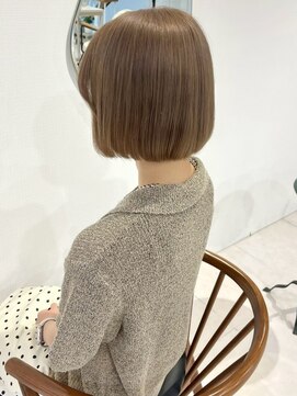 アモレット 天文館店(amoretto) ベージュカラー ボブ 顔周りレイヤー ボブレイヤー ハイトーン