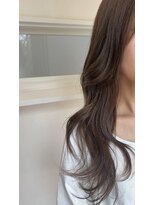 ソエラ(Soera)&nbsp;大人かわいいくびれレイヤースタイル