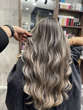 ラフ(LAFF) #黒髪#ボブルフ#ネビージュ#小顔#ワンレン