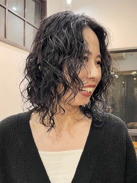 ナループロアオハナ(Nalu pu loa ohana) ミディアムパーマ/ロングパーマ/パーマ/レイヤー