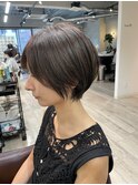大人可愛い20代30代40代黒髪前下がりショートボブ丸みショート◎