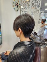 榮(Salon de 榮)&nbsp;耳だしショート