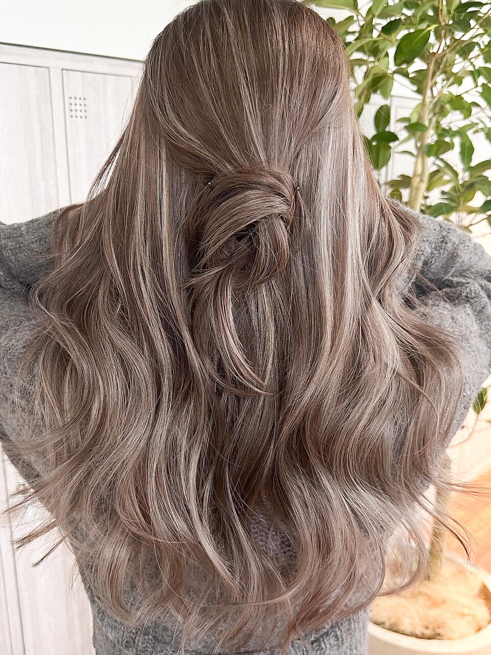 ブランドバッグ通販サイト 2025年春】ハイライトカラーの髪型・ヘアアレンジ｜人気順 その他