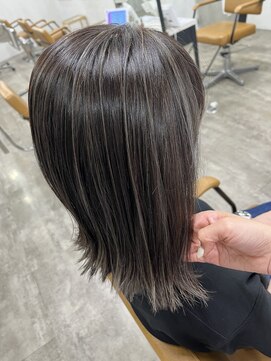 プライズ アイリス 池袋東口店(prize Iris) 白髪ぼかしハイライトイルミナカラー池袋