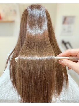 モック(moc) ロングヘアスタイル