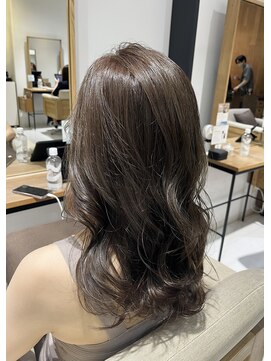ヘアリゾート粋 リマ 銀座店(lima) イルミナカラー/オリーブグレージュ【田口春奈】