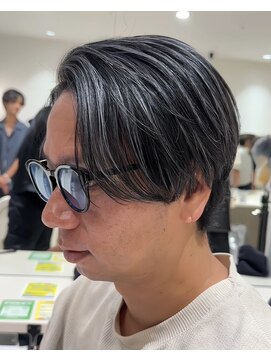 バース 梅田中崎町店(BIRTH) ハイライト白髪メッシュ白髪ぼかしハイライトセンターパート