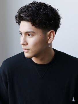 グルーマーズクレッジ 渋谷店(GROOMER/S CREDGE) men's/メンズ/ニュアンスパーマ/黒染め/韓国/ブルーブラック