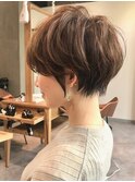 黒髪オリーブグレー小顔ココアベージュ大人ショートボブパーマ