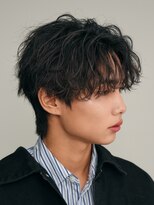 フィフス 原宿(fifth)&nbsp;原宿緩めシャドウルーズパーマメンズカットセンターパート30代