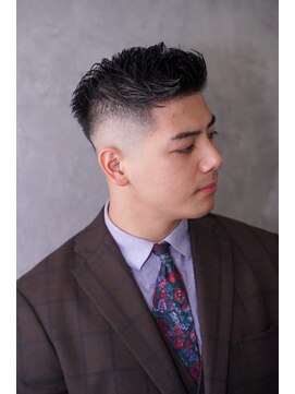 クロムトウキョウ ザ バーバー 新宿本店(CHROM TOKYO the Barber) スキンフェードショート