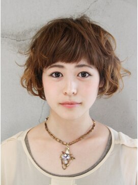 グラス(glass) ガーリー・ボブ