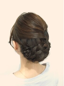 トレンチ(TRENCH) アップスタイル×TRENCH　日高