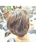 キャン 温品店(CAN)&nbsp;【CAN】 NKD  こなれた感じのミディアムショートスタイル