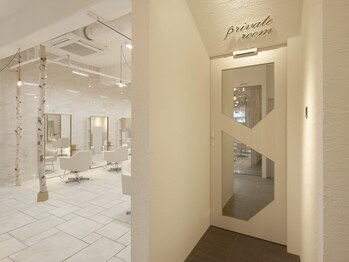 ORO 緑地公園店【オーロ】