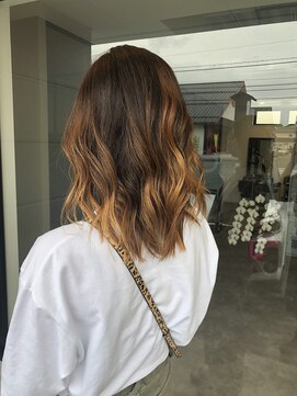 ナンバー(number+) 20代30代ハイライトバレイヤージュブリーチ立体感透け感