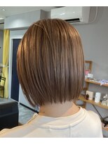 ユニ (UNI)&nbsp;切りっぱなしボブ