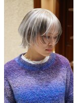 ピークアブー 原宿ハラカド(PEEK-A-BOO) 【人気急上昇ホワイトコントラストデザインカラーウルフ】