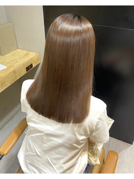 イオエ 元町(ioe) セミディ/シアーカラー/姫カット/カール/髪質改善/縮毛矯正