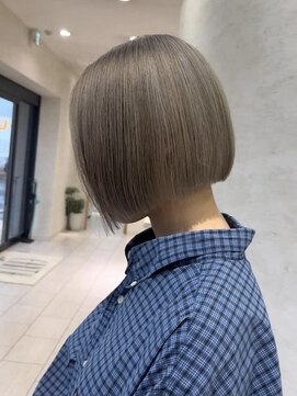 アースコアフュールボーテ 高岡店(EARTH coiffure beaute) シルバーアッシュ_ダブルブリーチ_ハイトーン_くすみカラー