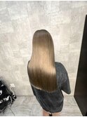ハイトーンカラー/ミルクティーアッシュ/大人女性