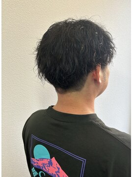 シン(SHIN) ツーブロックマッシュ×ツイストスパイラル