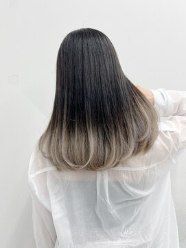 アライブ キチジョウジ(ALIVE Kichijoji) 【ALIVE吉祥寺】グレージュグラデーションカラー