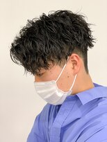 センターパート波巻きパーマスパイラルパーマツイストスパイラル