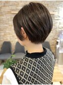 ショートボブ/ハイライトカラー/細目ハイライト/前下がり/小顔