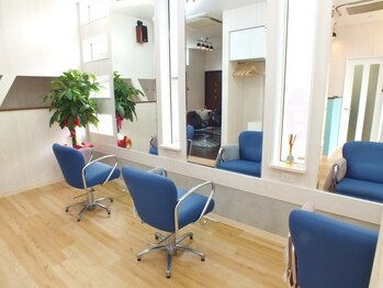 ヘア プレイス ジュア(hair place jua)の写真/アットホームな雰囲気のプライベートサロンで、癒しのサロンタイムを楽しんでいただける＊