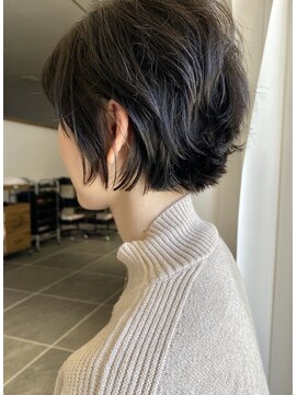 ハナレ(HANARE) ショートボブ