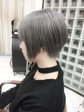 デイズ(days) ブリーチ1回/ダークアッシュグレージュ透明感カラーショート