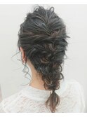 大人気☆ラプンツェル風ルーズな編みおろしアレンジ