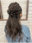 オトナカワイイ☆サイド編み込みルーズハーフアップアレンジ