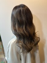 ヘアデザイン ヴォワール(hair & design voir) ミルクティーベージュ×おすぎ