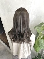 ティティ(TiTi)&nbsp;ダスティカラー×グレージュカラー[TiTi_栗林れい]