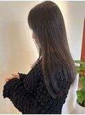 オリーブベージュ