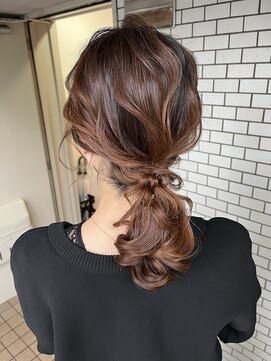 フェリーチェ(Felice) 編み下ろし 結婚式 ポニーテール たまねぎアレンジ 花嫁