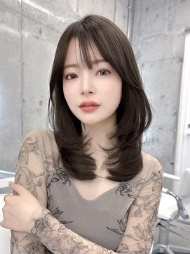 エヌアイ オモテサンドウ(ni omotesando) ミディアムレイヤー/オリーブグレージュ/ブリーチなしカラー上野